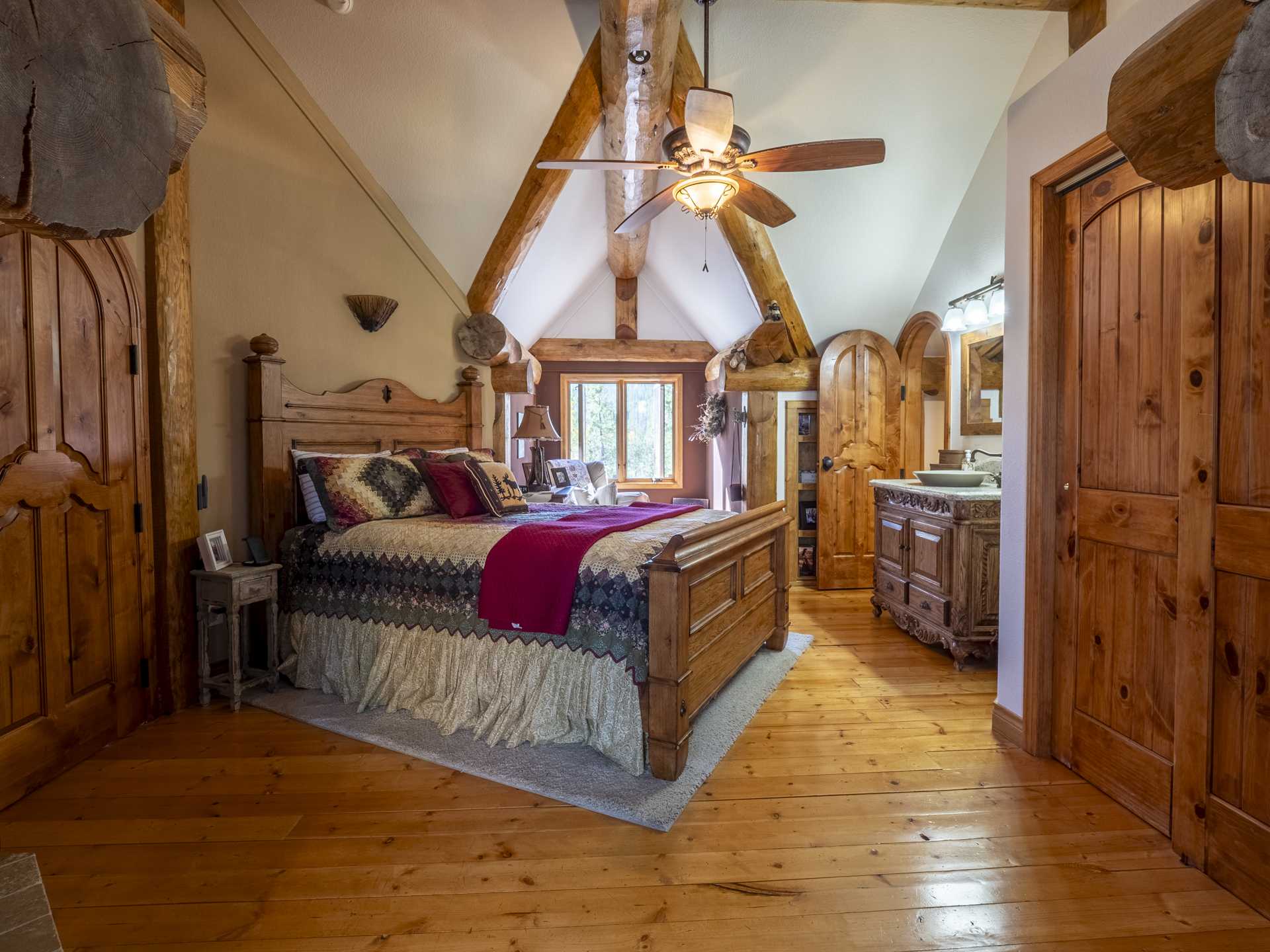 Upstairs bedroom